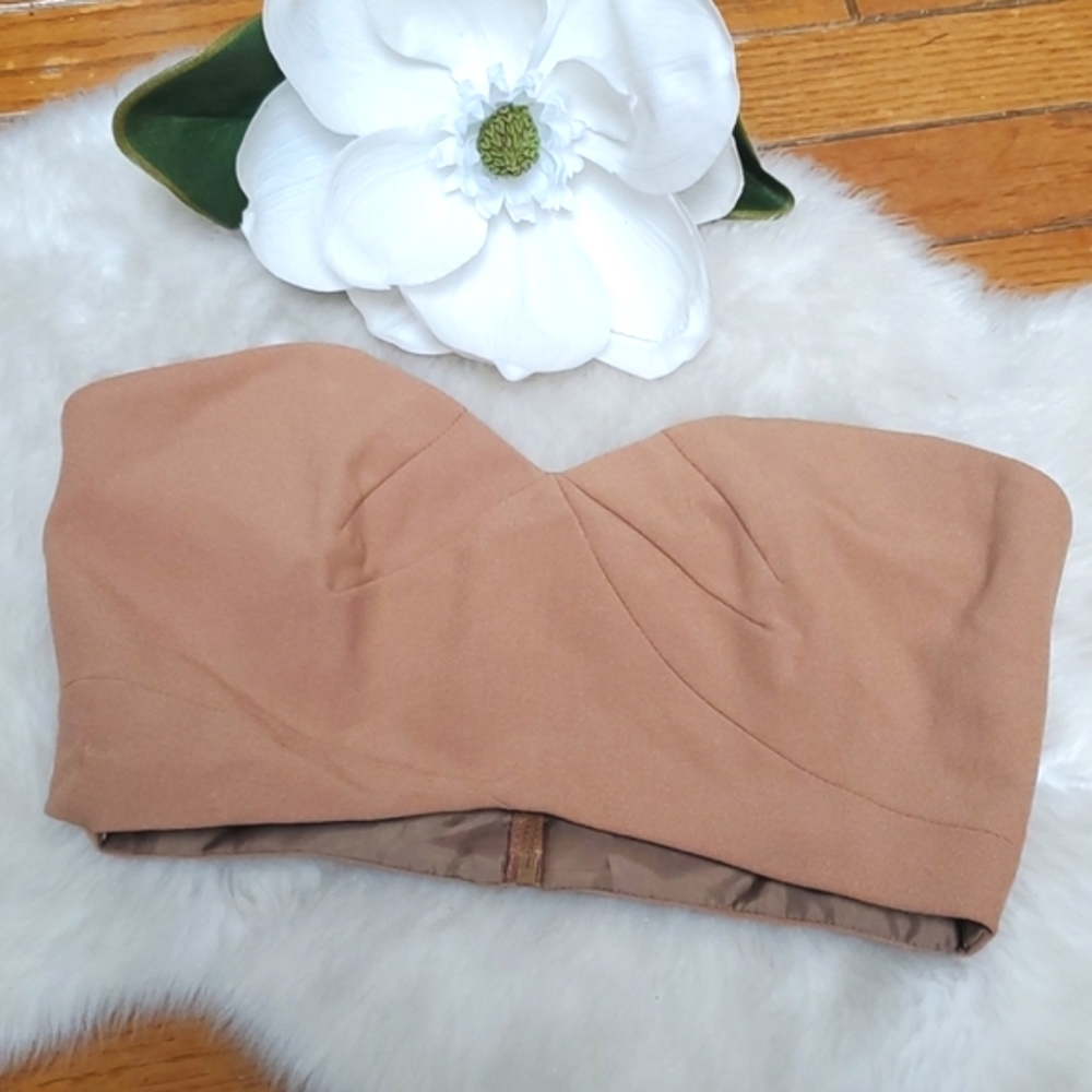 NWT Missguided Cut Out Bralette Top Camel Size 2